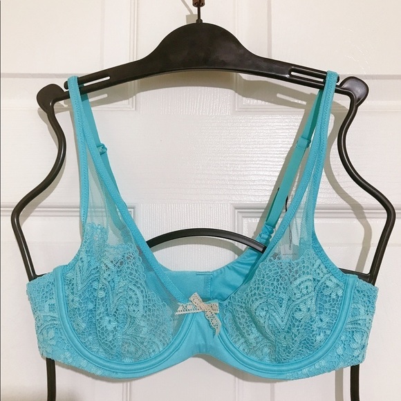 💖Victoria Secret Body by Victoria Unlined Demi - Picture 1 of 5